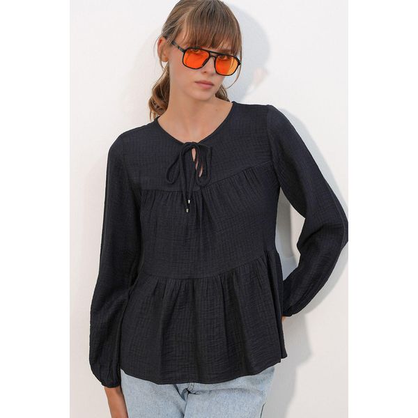 Texturierte Bluse Mit Knotendetail-image