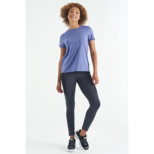 Damen LäSsiges T-Shirt Mit Rundhalsausschnitt Und Seitlichen Schlitzen-image