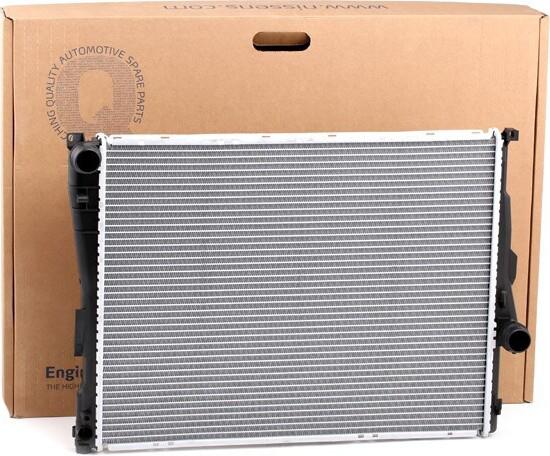 Nissens 60782A - Radiatore Oe 17111611557, Raffreddamento Motore Per Serie 3 (E46), Z4 (E86), Z4 (E85)