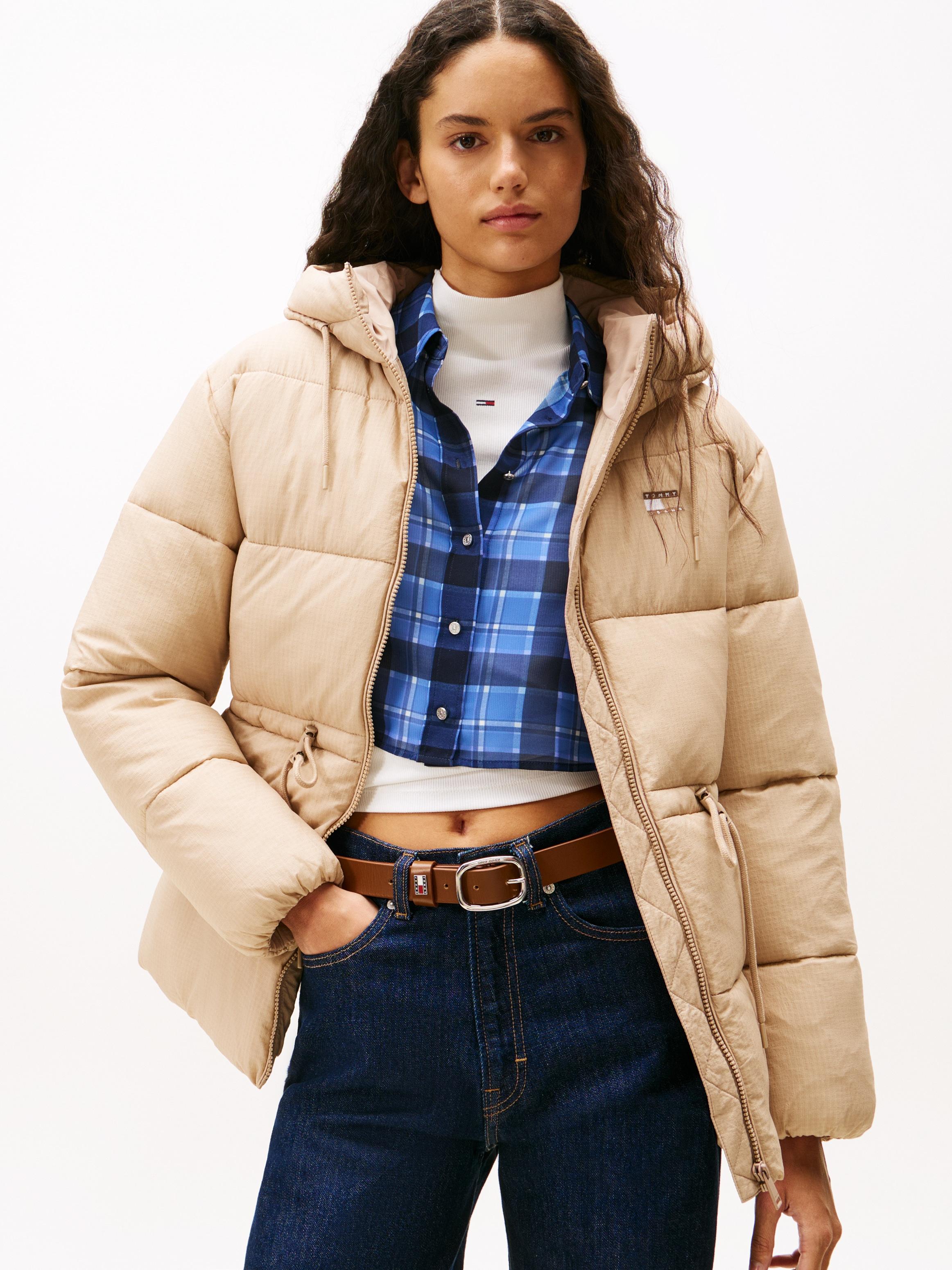 Steppjacke Tommy Jeans "Tjw Hooded Midi Puffer Jacket", Damen, Gr. S (36), Malted Milk, Web, Obermaterial: 100% Nylon, Unifarben, Regular Fit Wadenlang, Jacken Steppjacke