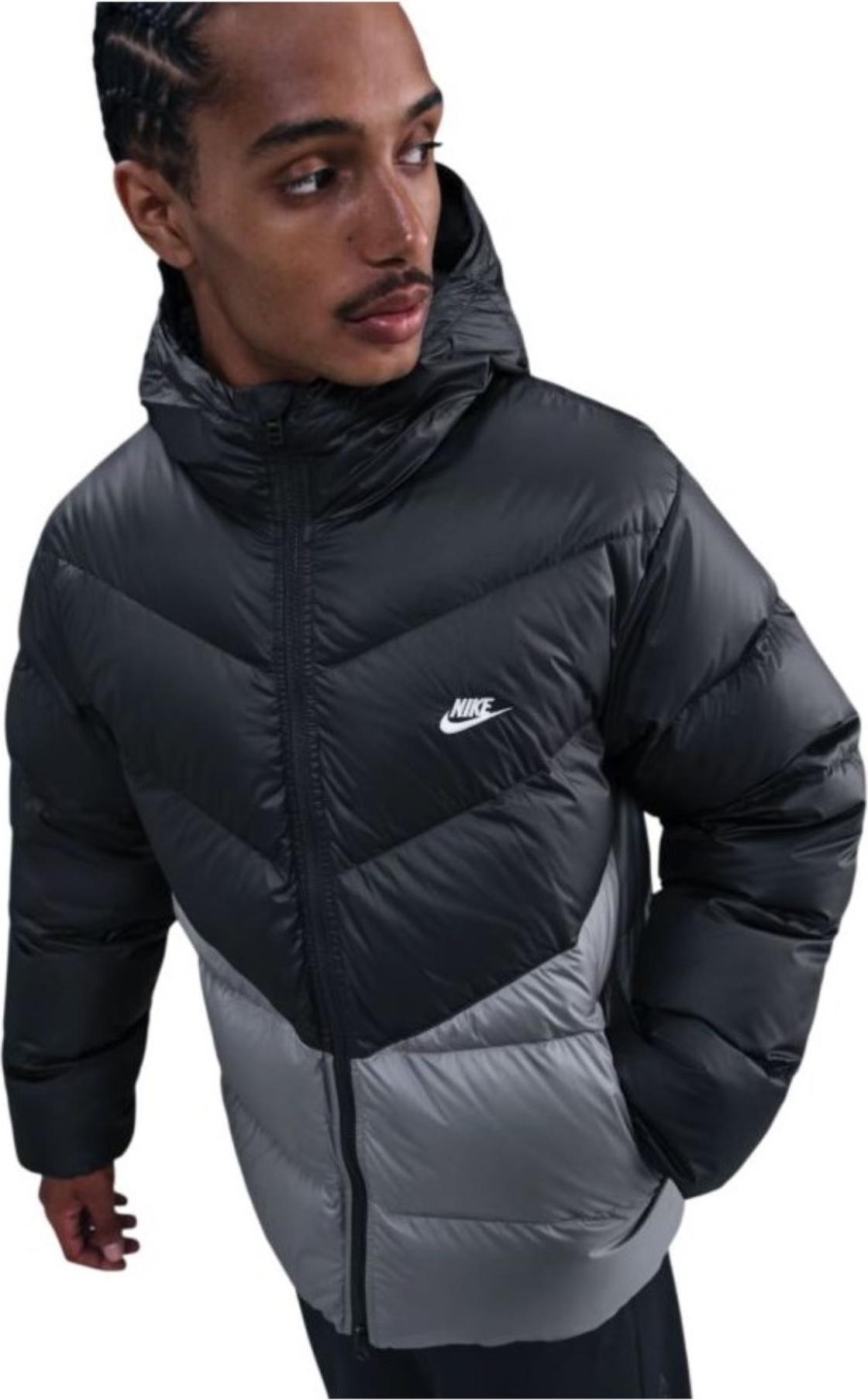 Giubbotti Nike Windrunner HQ7790061