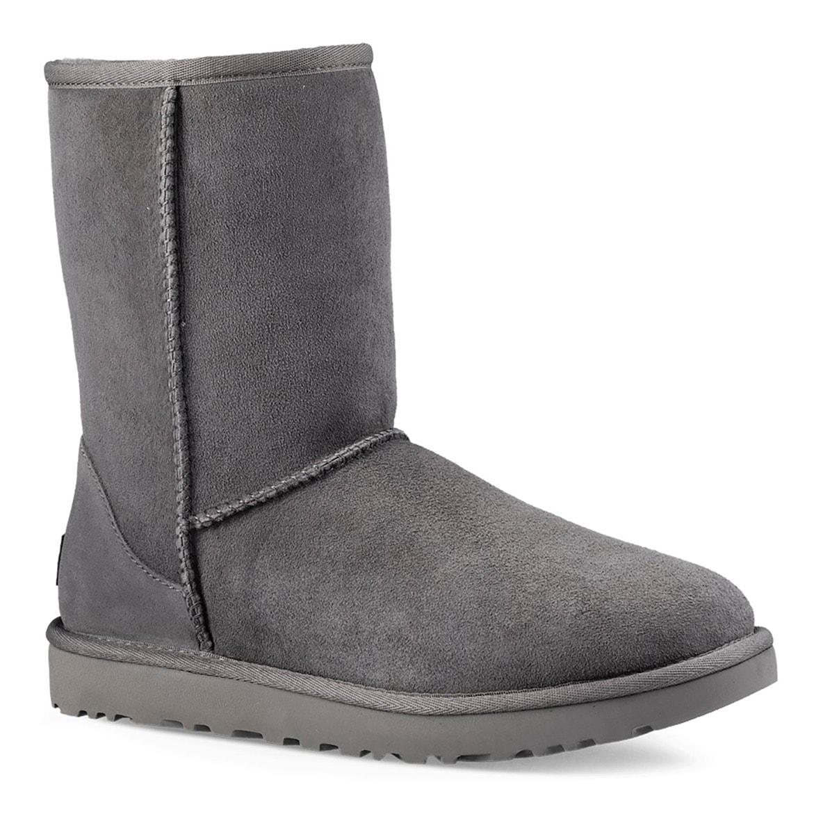 Winterboots UGG "Unisex Classic Short 2", Damen, Gr. 10 (41), grau, Obermaterial: 100% Lammfell. Decksohle: 100% Lammfell. Laufsohle: 100% EVA/Kautschuk, unifarben, Schuhe Winterboots, Stiefel, Schlupfstiefel in klassischem Design
