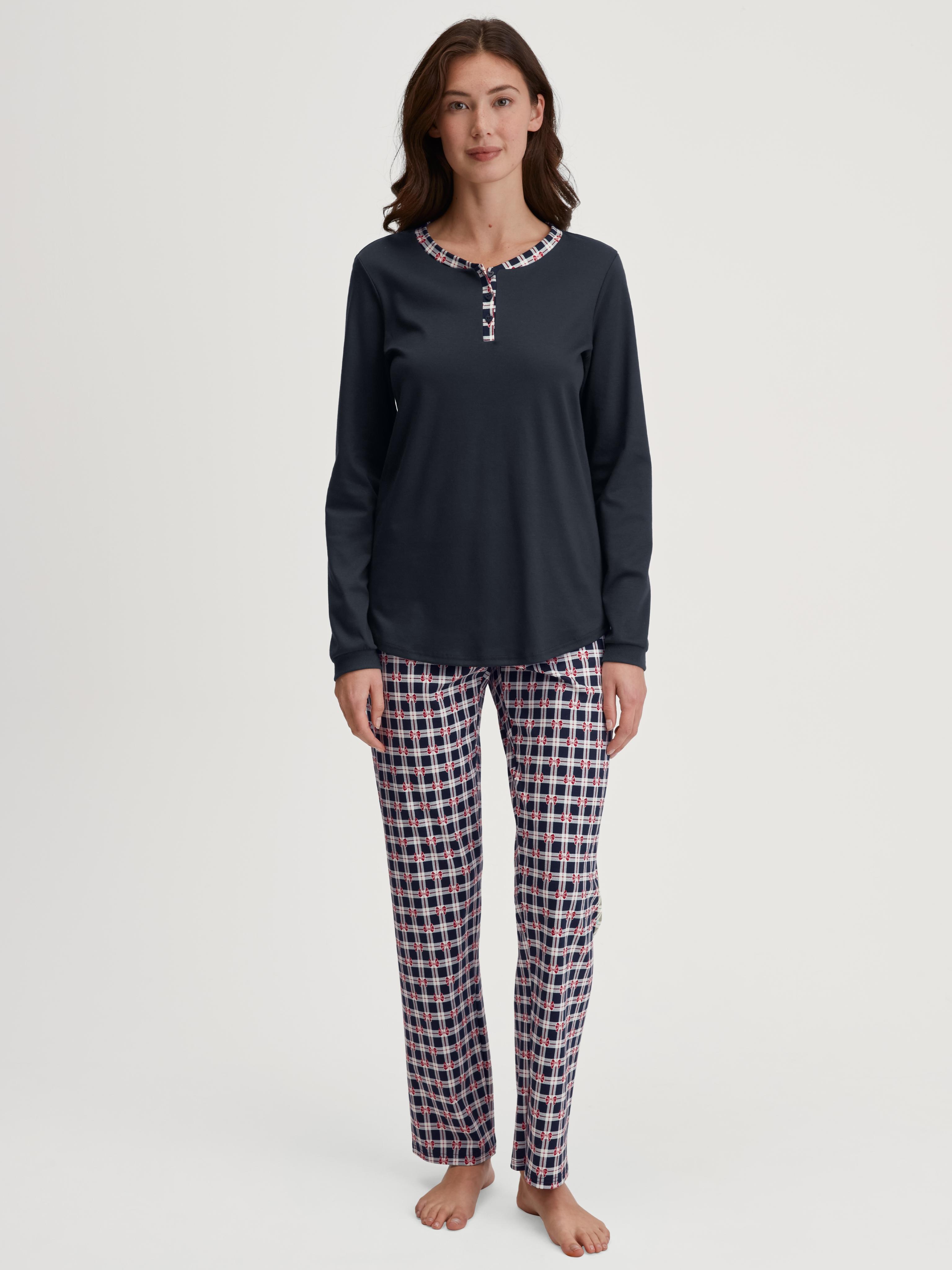 Schlafanzug Calida "Family & Friends", Damen, Gr. S (40/42), Schwarz Sapphire, Interlock, Obermaterial: 100% Baumwolle, Bequem Lang, Serafino, Homewear-Sets Schlafanzug, Knopfleiste, Pure Cotton, Langarm, Serafino-Ausschnitt, Weich