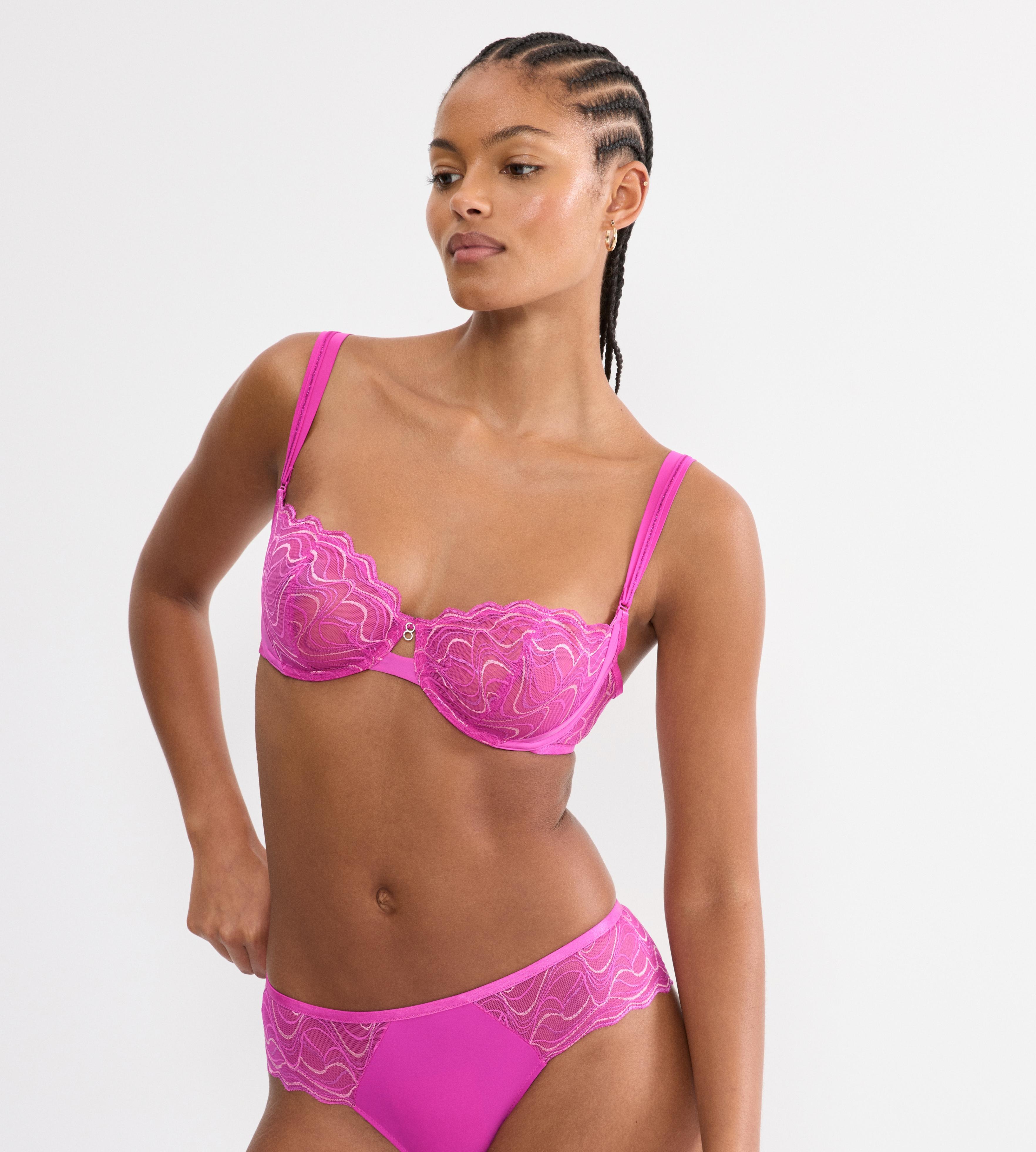 Balconette-Bh Triumph "Palina Waves Of Glow", Damen, Gr. 70, Cup D, Plum Fusion, Spitze, Obermaterial: 72% Polyamid, 19% Elasthan, 9% Viskose, Bhs Balconette-Bh, Leichter Hebe-Effekt, Spitze, Verzierte TräGer
