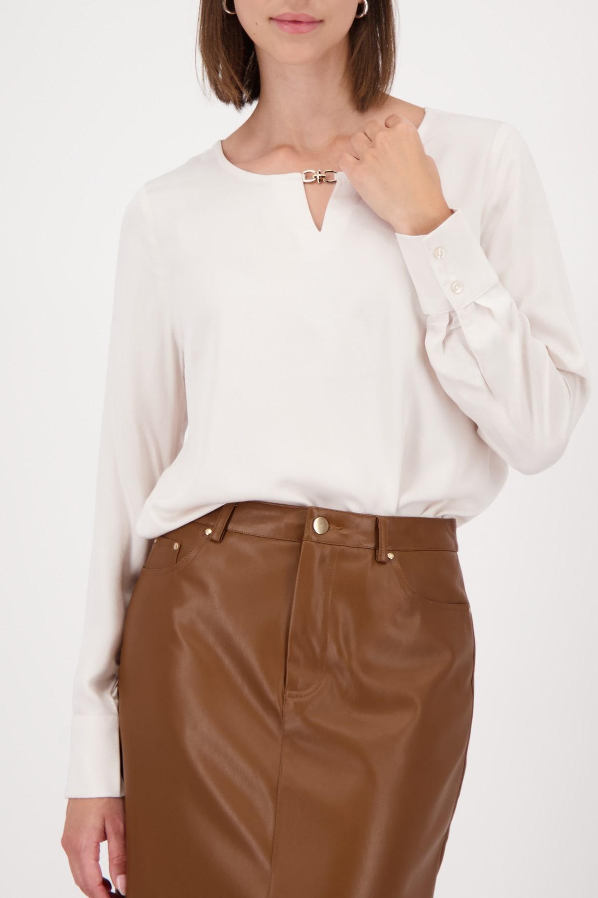 Langarmbluse MONARI, Damen, Gr. 44, almond, Web, Obermaterial: 100% Viskose, unifarben, regular fit taillenbedeckt, Rundhals, eingesetzt 2-Knopf-Manschette, Blusen Langarmbluse, Regular fit mit Rundhalsausschnitt mit Schmuckdetail