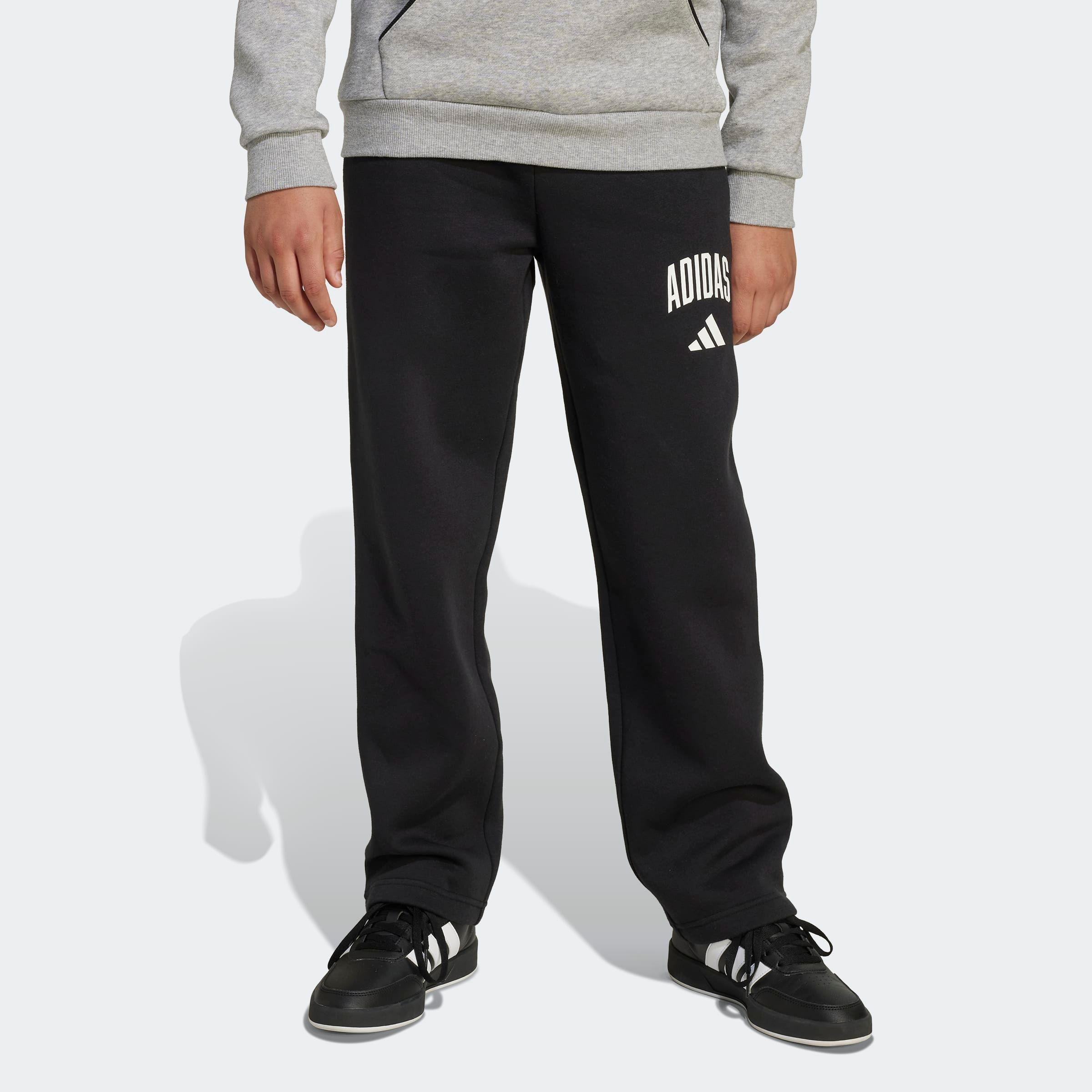 Sporthose ADIDAS SPORTSWEAR "SAISON ESSENTIALS COLLEGE TYPOGRAPHIE KINDER", Damen, Gr. 140, N-Gr, schwarz-weiß (schwarz, weiß,), Obermaterial: 55% Baumwolle, 36% Polyester, 9% Viskose, Hosen Sporthose, für Kinder und Teens, sportlicher Stil, mit Seitentaschen
