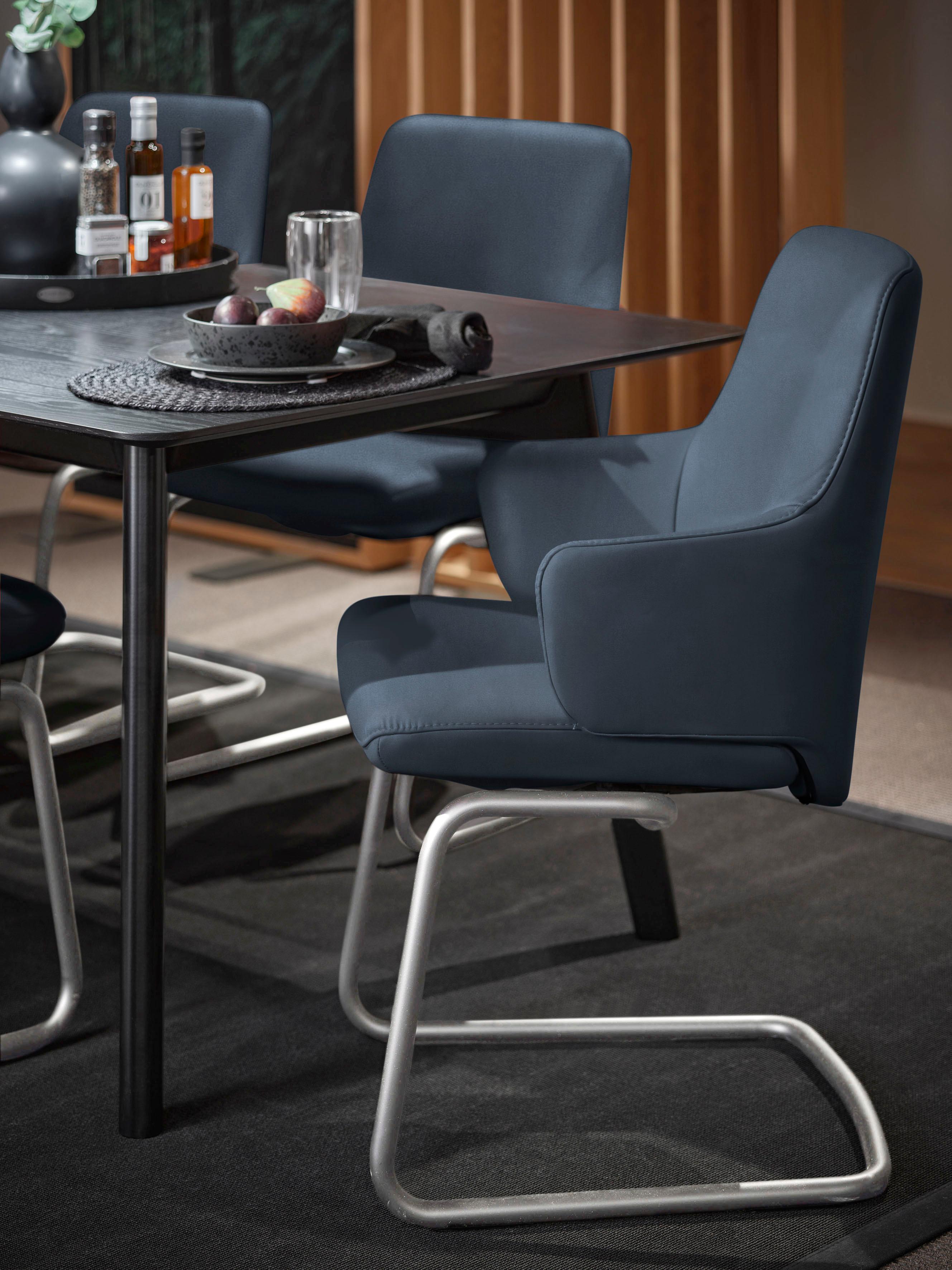 Polsterstuhl STRESSLESS "Laurel", blau (blau dinamica, chrom matt), B:58cm H:92cm T:60cm, Microfaser DINAMICA (88% Polyester, 12% Polyurethan), Stühle, Polsterstuhl, Low Back mit Armlehne, Größe L, mit Beinen aus Stahl in Chrom matt