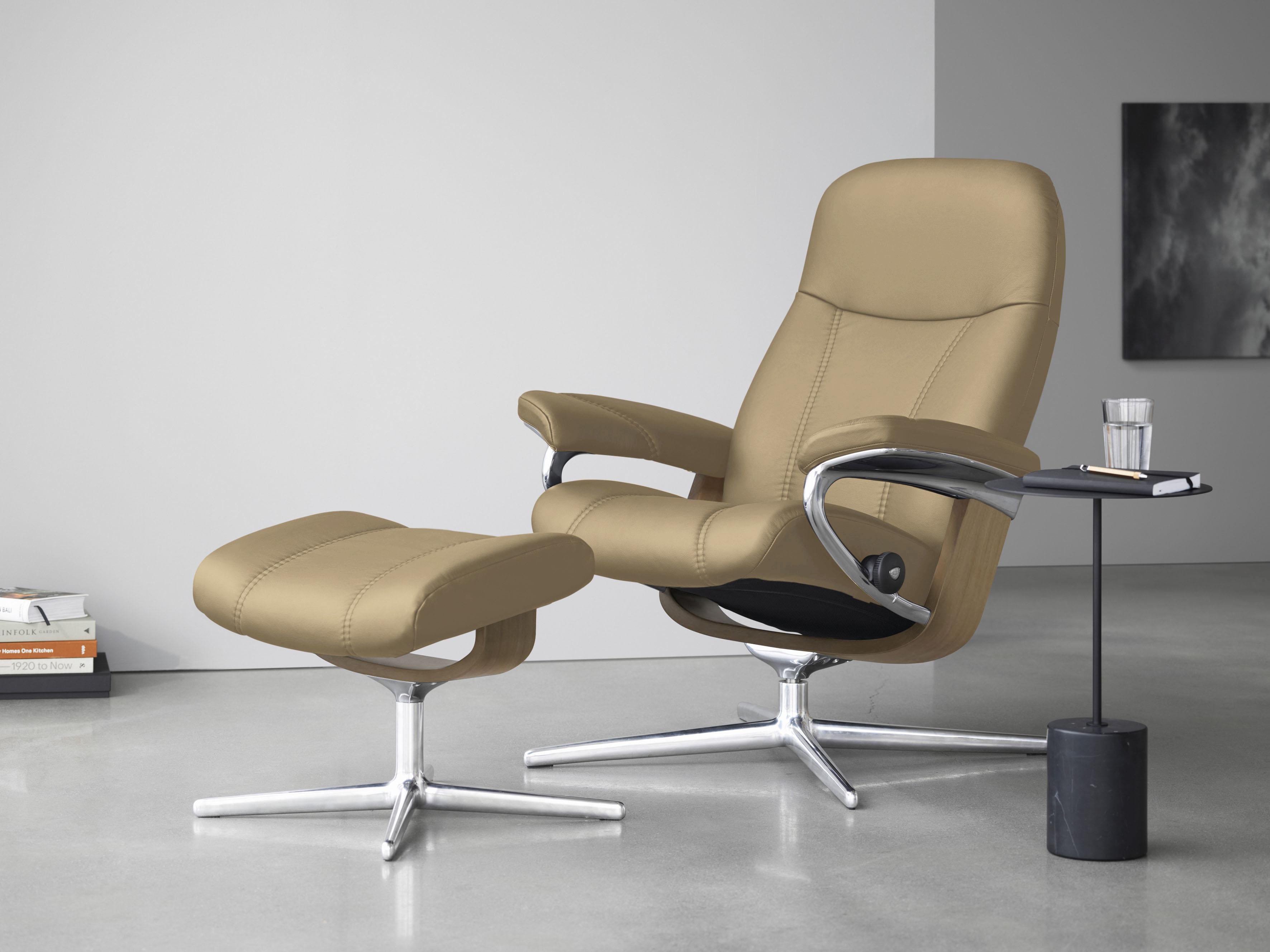 Relaxsessel STRESSLESS "Consul", beige (sand paloma), B:78cm H:97cm T:70cm, Leder PALOMA: PALOMA ist ein durchgefärbtes Semianilin-Möbelleder mit natürlicher Narbung., Sessel, Relaxsessel, mit Hocker, mit Cross Base, Größe S, M & L, Holzakzent Eiche