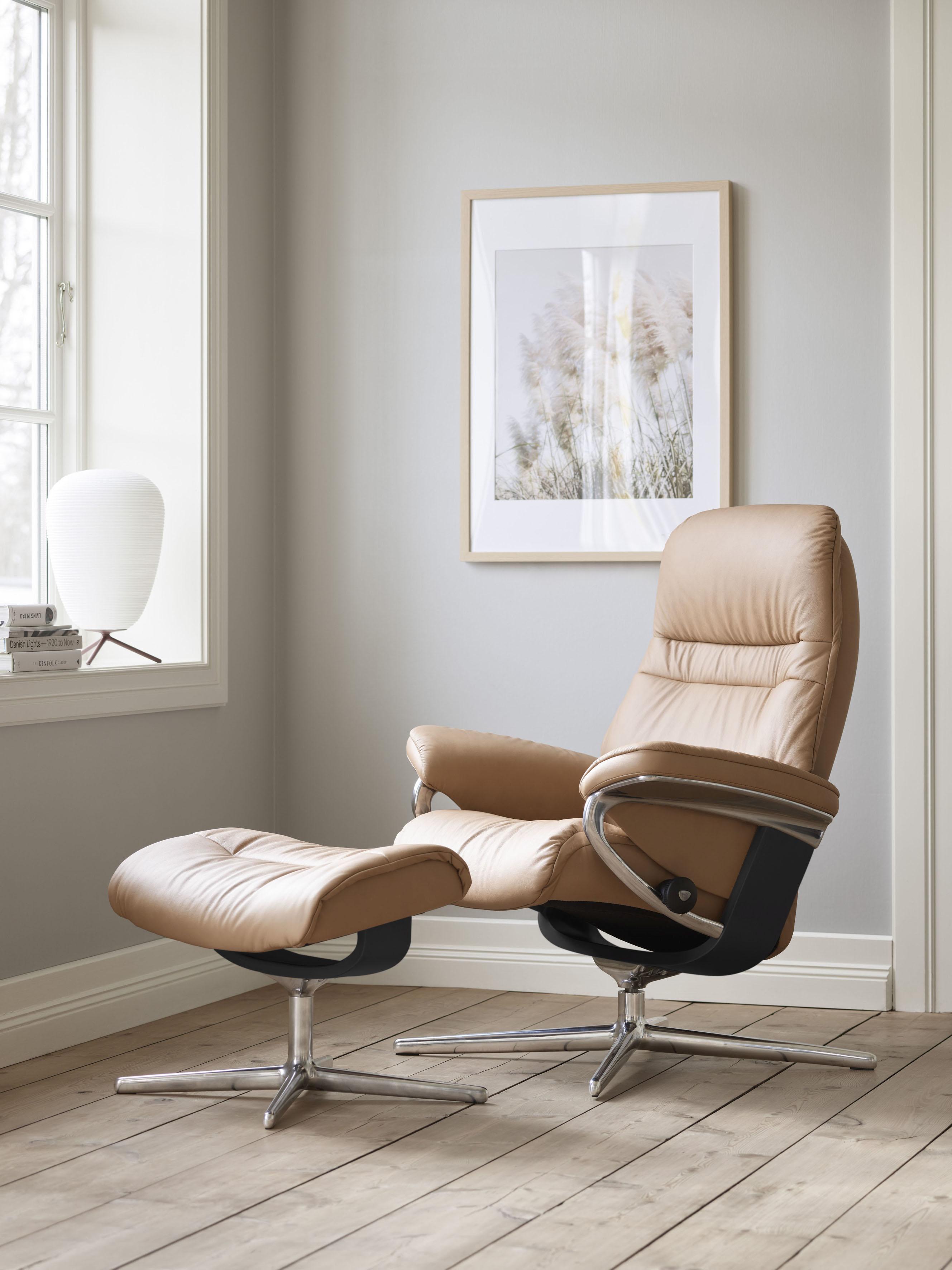 Relaxsessel STRESSLESS "Sunrise", braun (almond paloma), B:79cm H:103cm T:73cm, Leder PALOMA: PALOMA ist ein durchgefärbtes Semianilin-Möbelleder mit natürlicher Narbung., Sessel, Relaxsessel, mit Hocker, mit Cross Base, Größe S, M & L, Holzakzent Schwarz