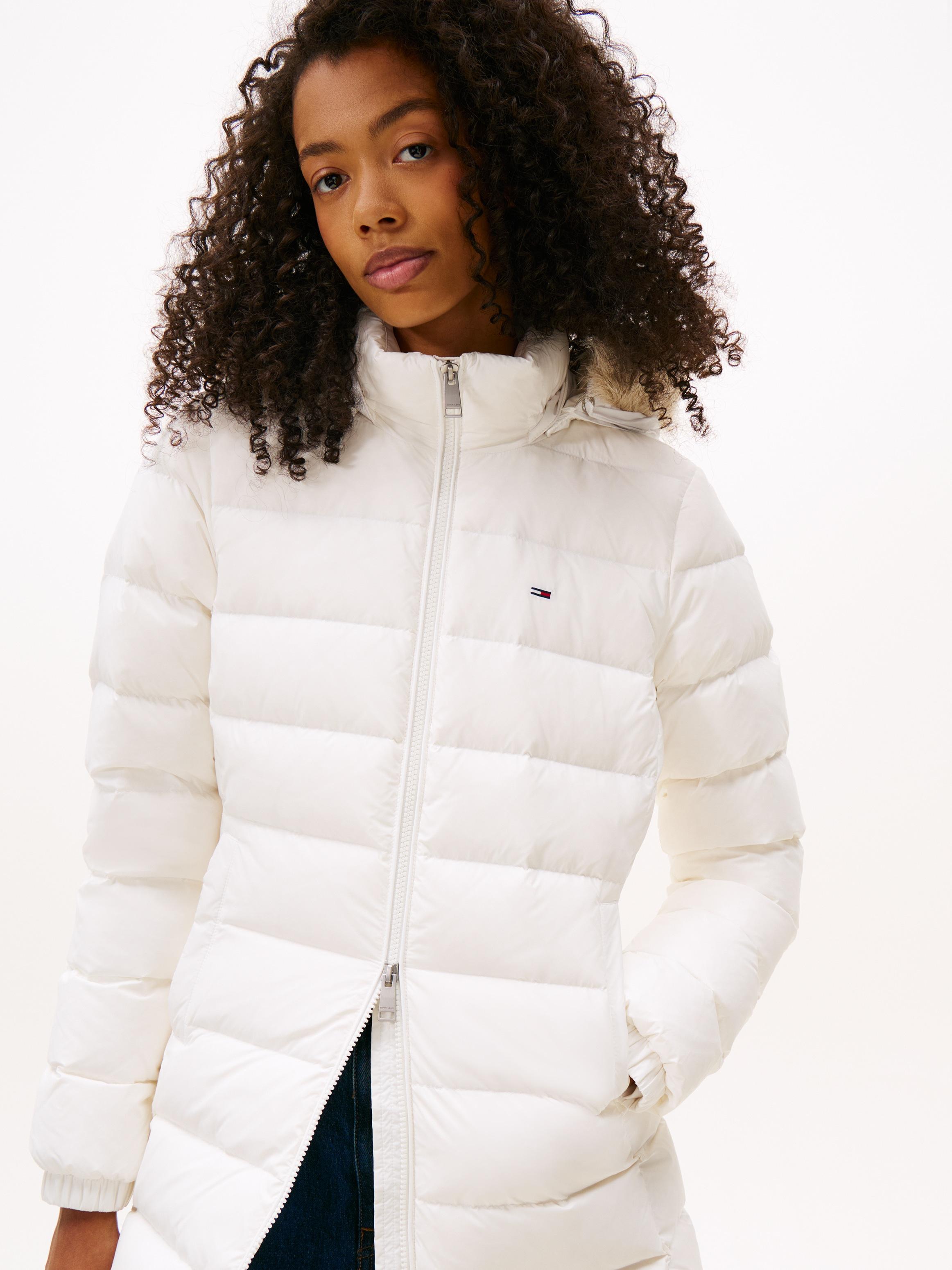 Steppmantel Tommy Jeans "Tjw Essential Hooded Down Coat", Damen, Gr. L (40), Beige (Ecru), Web, Obermaterial: 100% Nylon, Unifarben, Regular Fit HüFtbedeckend, RippbüNdchen, MäNtel Steppmantel, Mit Fellimitat, Logostickerei