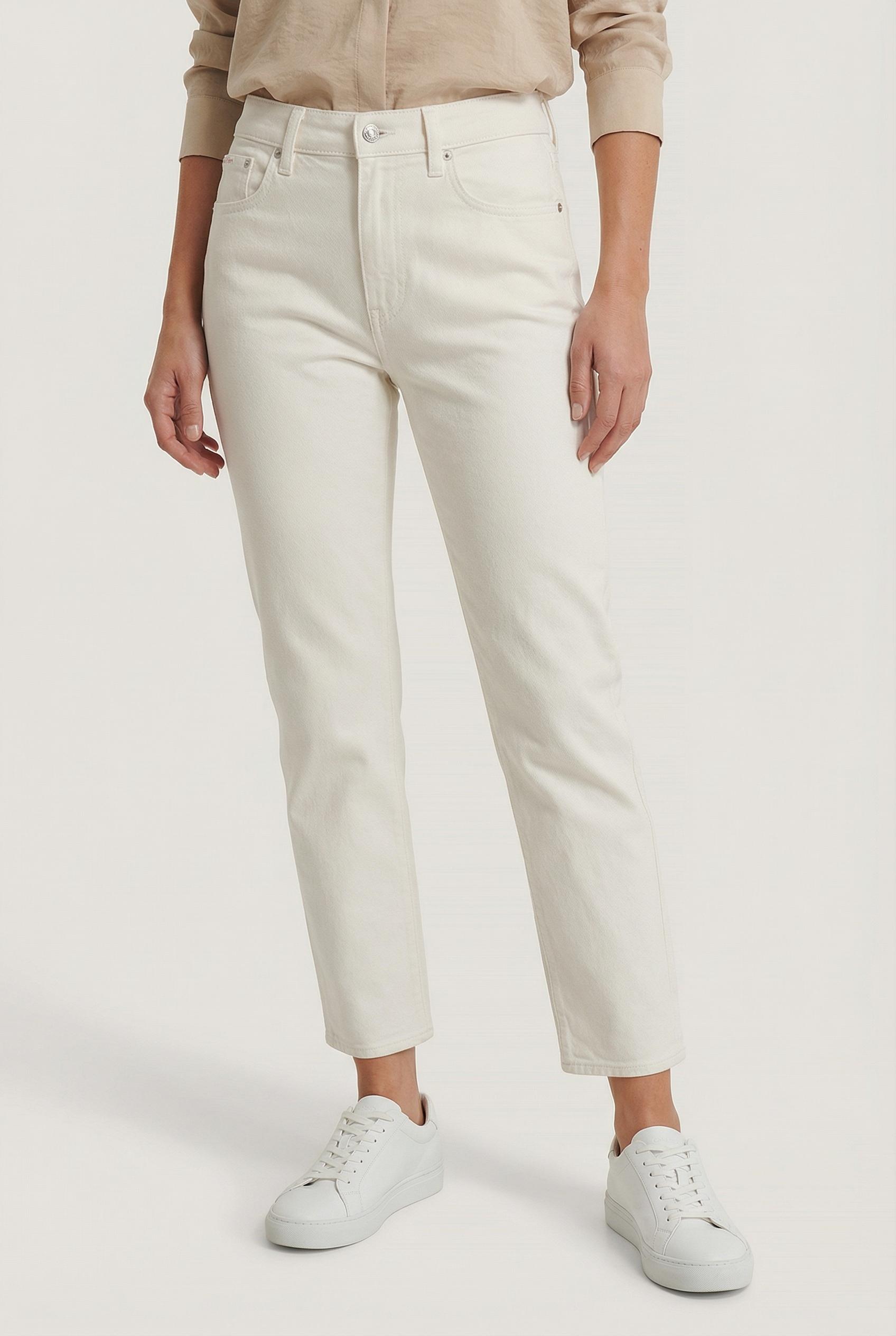 Mom-Jeans Calvin Klein Jeans "Mom Jean", Damen, Gr. 29, LäNge 32, Chalk Weiß, Web, Obermaterial: 98% Baumwolle, 2% Elasthan, Unifarben, Gerade, Unten Schmal Normal, Jeans, Regular Fit Mit Schmaler Beinform