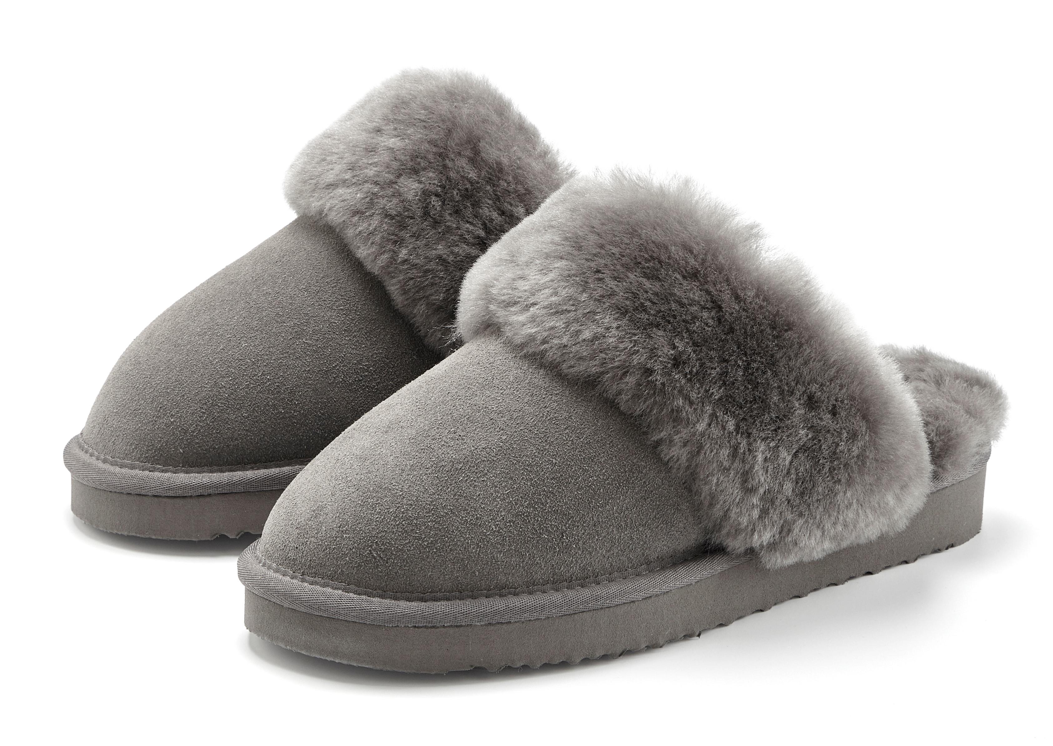 Pantolette VIVANCE DREAMS "Pantoffeln, Clogs, Schlappen, Hausschuh", Damen, Gr. 41, grau, Obermaterial: 100% Rindsleder. Decksohle: 100% Lammfell. Futter: 100% Lammfell. Laufsohle: 100% Synthetik, Veloursleder, unifarben, Basic, Schuhe Pantolette, mit kuscheligem Lammfell aus Leder
