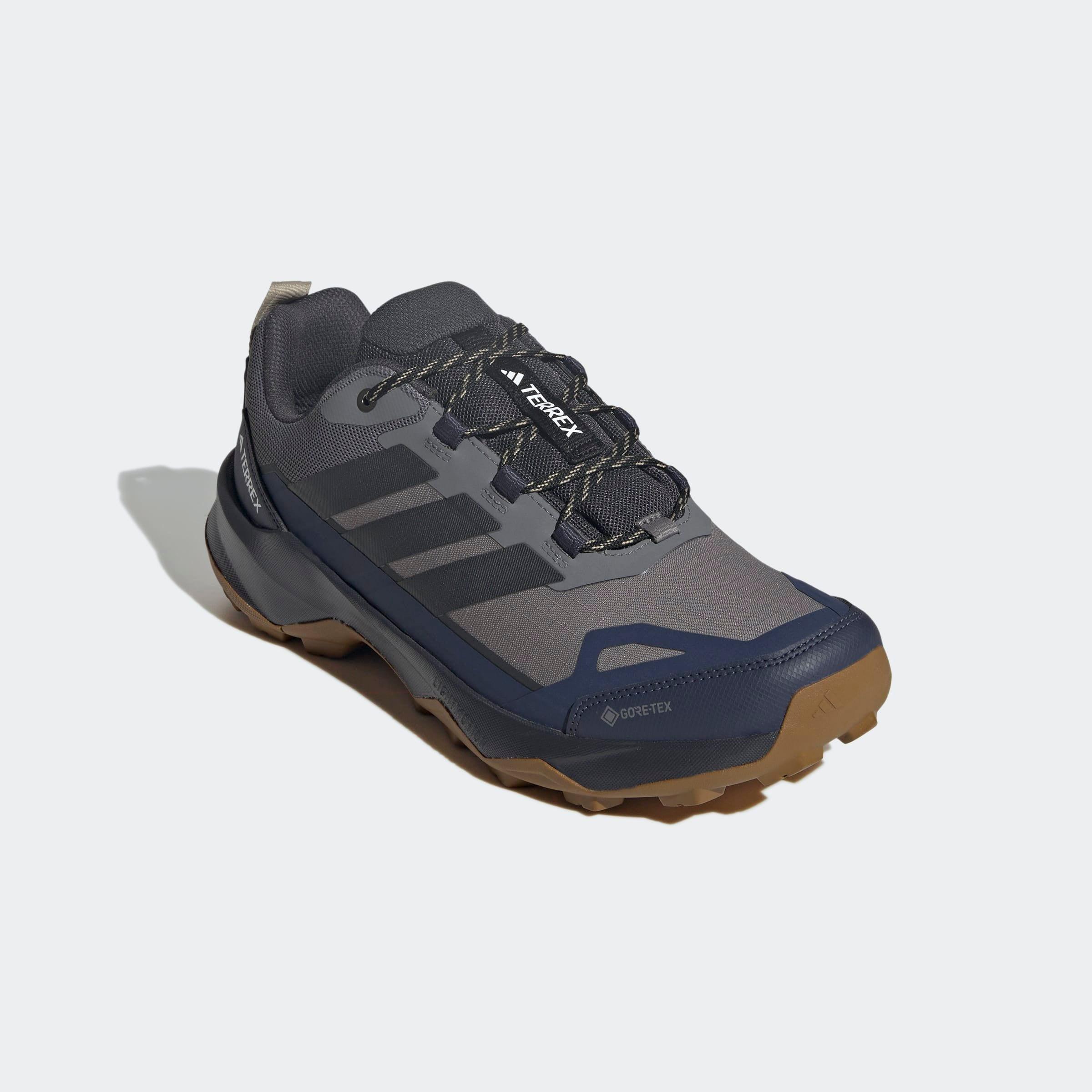 Wanderschuh ADIDAS TERREX "TERREX SKYCHASER AX5 GORE-TEX", Herren, Gr. 42,5, grau four, carbon, shadow navy, Synthetik, Textil, Schuhe Wanderschuh, wasserdicht dank Gore-Tex Membrane