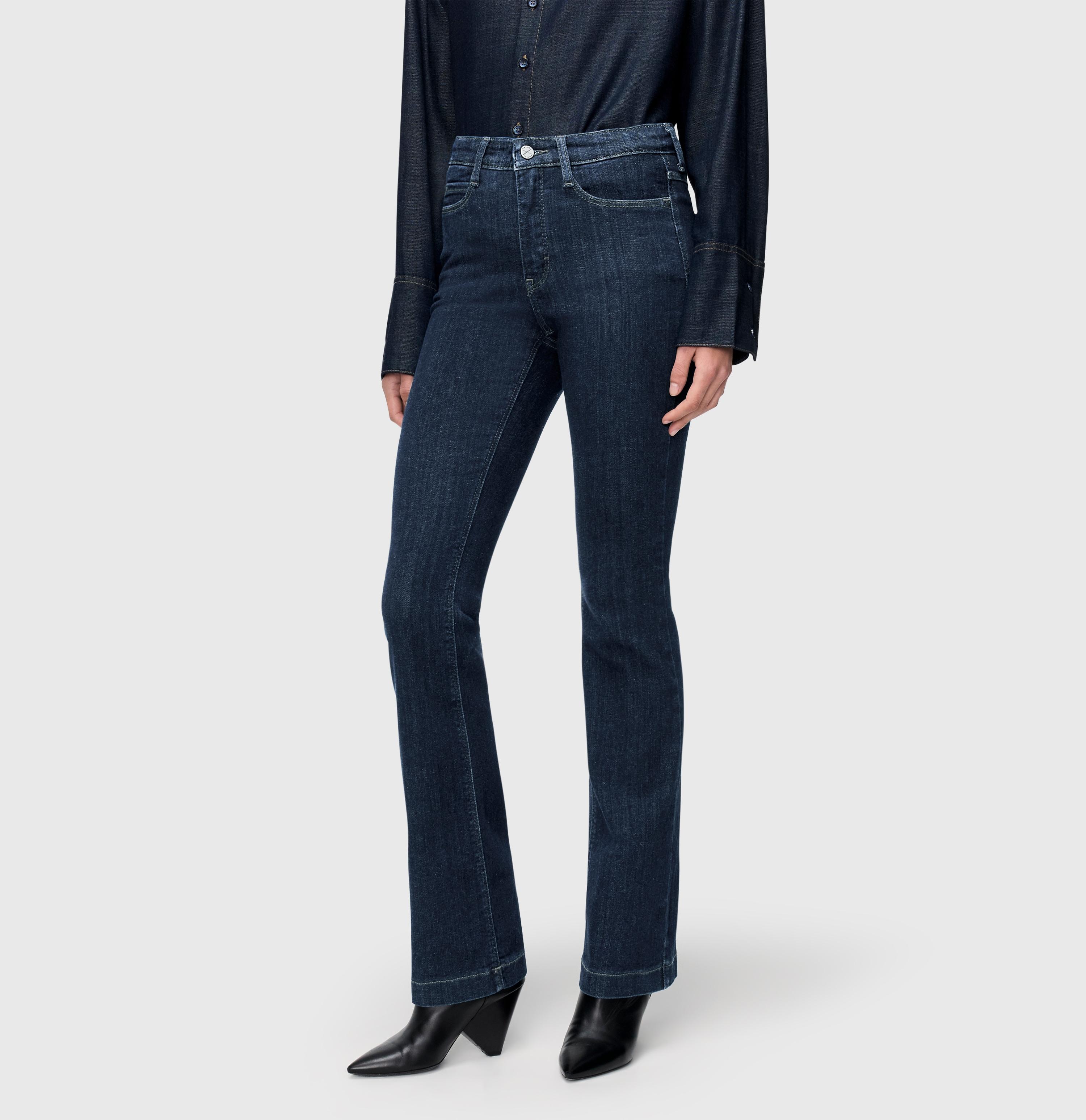 Bootcut-Jeans Mac "Dream-Boot", Damen, Gr. 42, LäNge 32, Fashion Rinsed, Denim/Jeans, Obermaterial: 90% Baumwolle, 7% Elastomultiester, 3% Elasthan, Figurbetont Lang, Jeans, Gerade Geschnitten Mit Leicht Ausgestelltem Bein