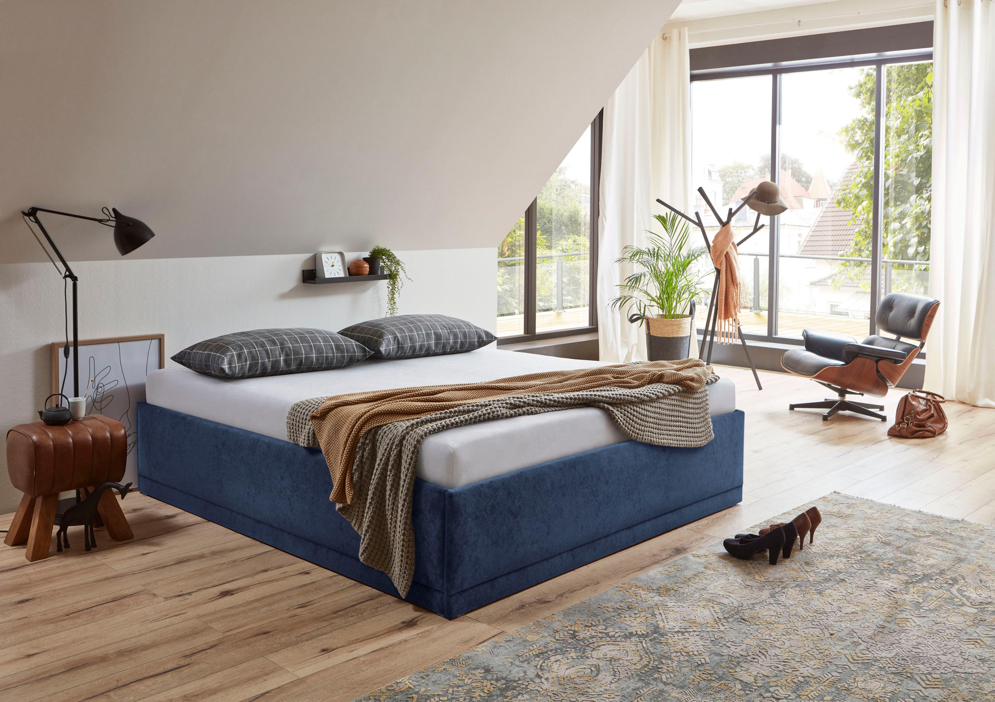 Polsterbett "Texel", blau (navy), B:206cm H:42cm L:206cm, Bezug Bett: Veloursstoff 100% Polyester oder Microfaser (100% Polyester);Bonnell-Federkernmatratze: 51% Polypropylen, 39% Polyester und 10% Baumwolle;Kaltschaummatratze: 100% Polyester, Bezug abnehm- und waschbar bis 60C;Kissenbezug: 100% Polyester, Füllung : 100% Polyester (Hohlfaser), WESTFALIA SCHLAFKOMFORT, Betten, Polsterbett, Komforth