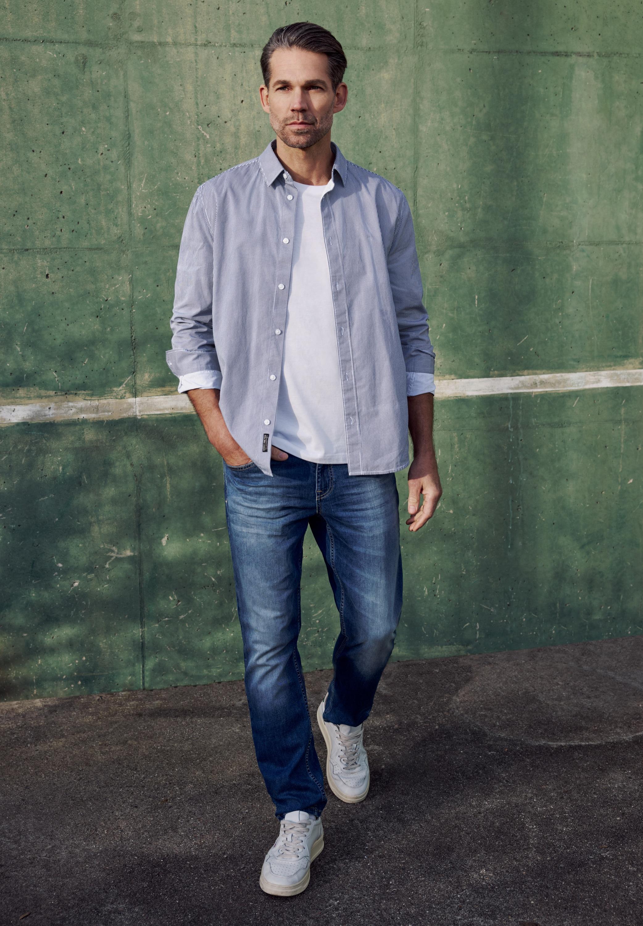 Langarmhemd Street One Men, Herren, Gr. L (42), Us-GrößEn, Hellweiß, Web, 100% Baumwolle, Unifarben, Normal Normal, V-Ausschnitt, BüNdchen, Hemden, Aus Reiner Baumwolle