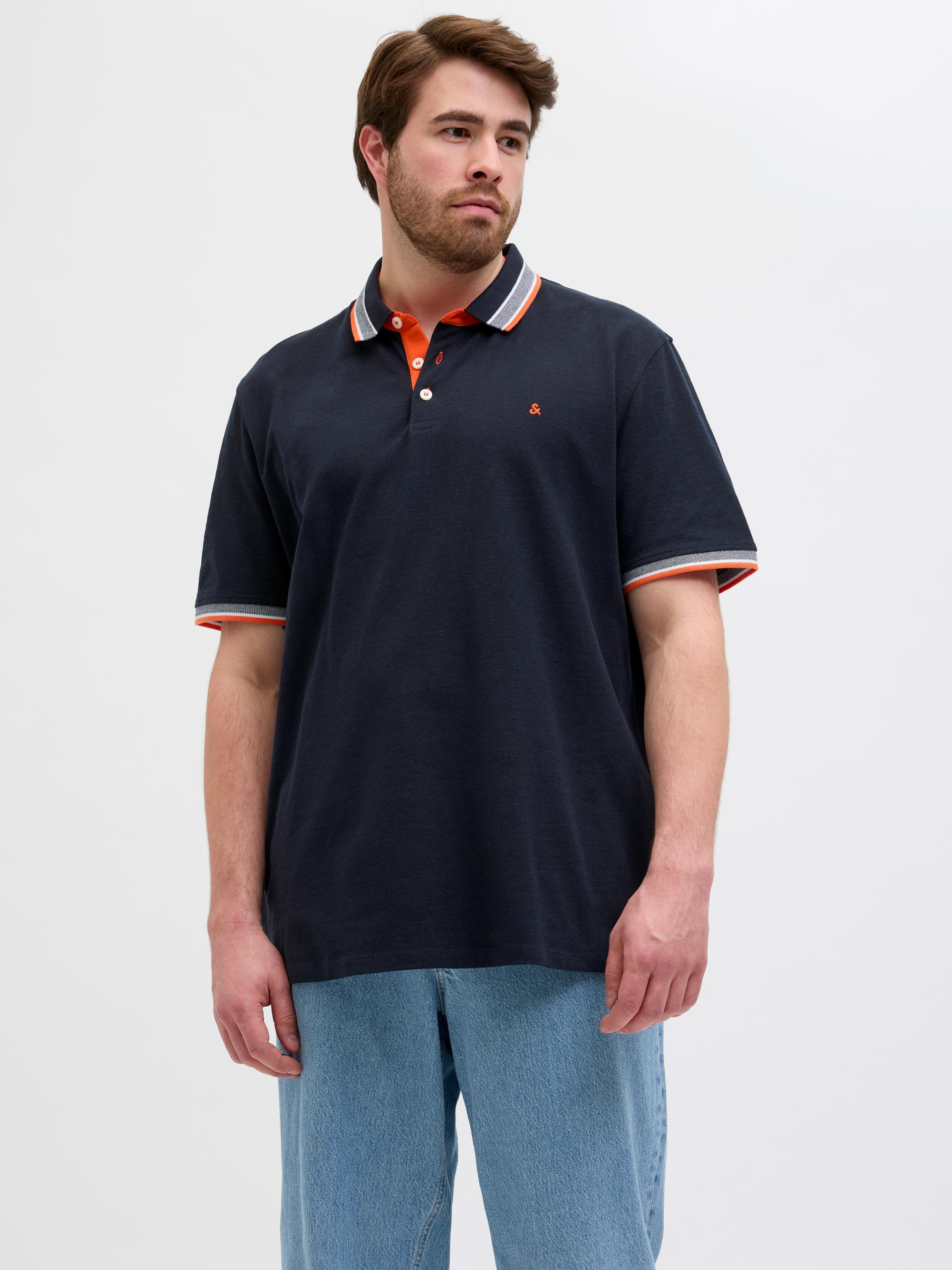 Poloshirt "Jjepaulos Polo Ss Noos Pls", Herren, Gr. 4XL, Schwarz (Schwarz Navy Detail:Neon), Piqué, Obermaterial: 100% Baumwolle, Jack & Jones Plussize, Unifarben, Regular Fit Normal, Ohne Ausschnitt, Shirts, Baumwolle, Regular Fit