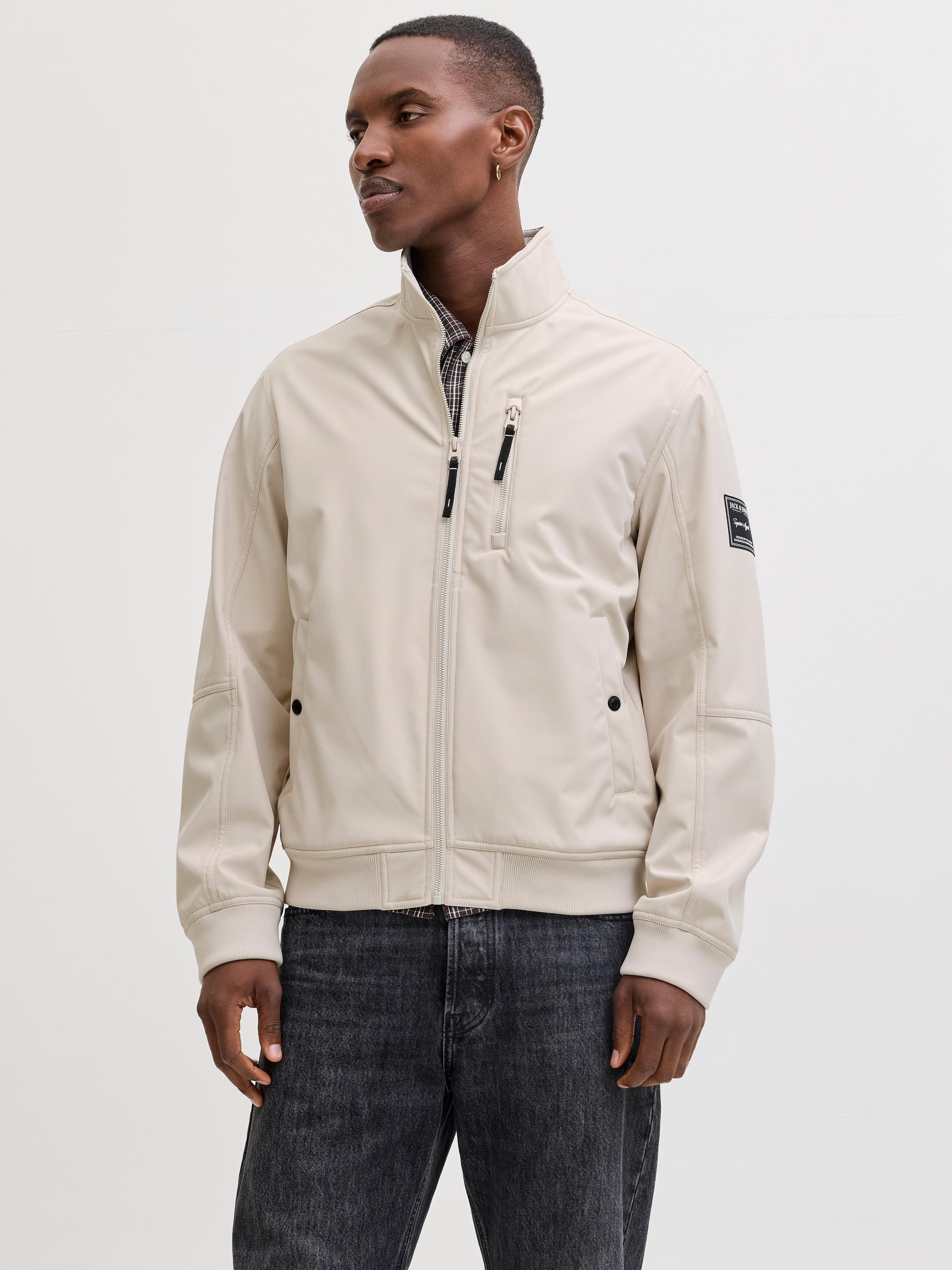 Softshelljacke Jack & Jones "Jjeparker Softshell Bomber Sn", Herren, Gr. Xl, Moonbeam, Web, Obermaterial: 100% Polyester, Unifarben, Jacken Softshelljacke, Softshelljacke, Aus Polyester, Modischer Fit, Mit Brust-ReißVerschluss