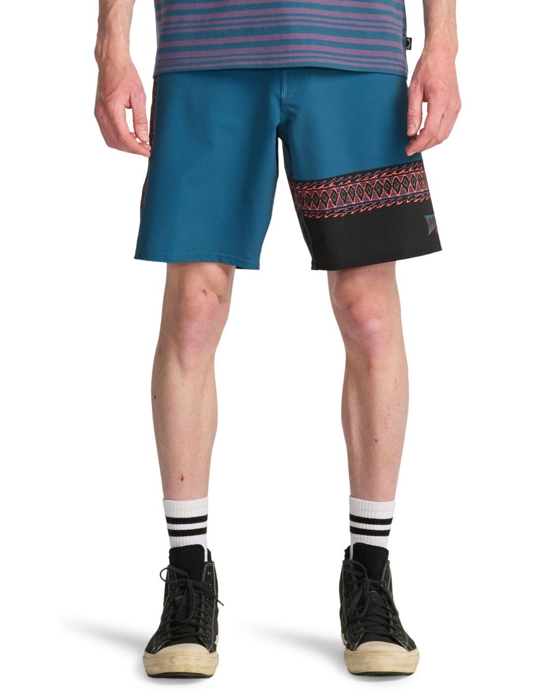 Boardshorts Billabong "Burleigh Pro 18", Herren, Gr. 30S, Real Teal, Obermaterial: 90% Microfaser, 10% Elasthan;, Hosen