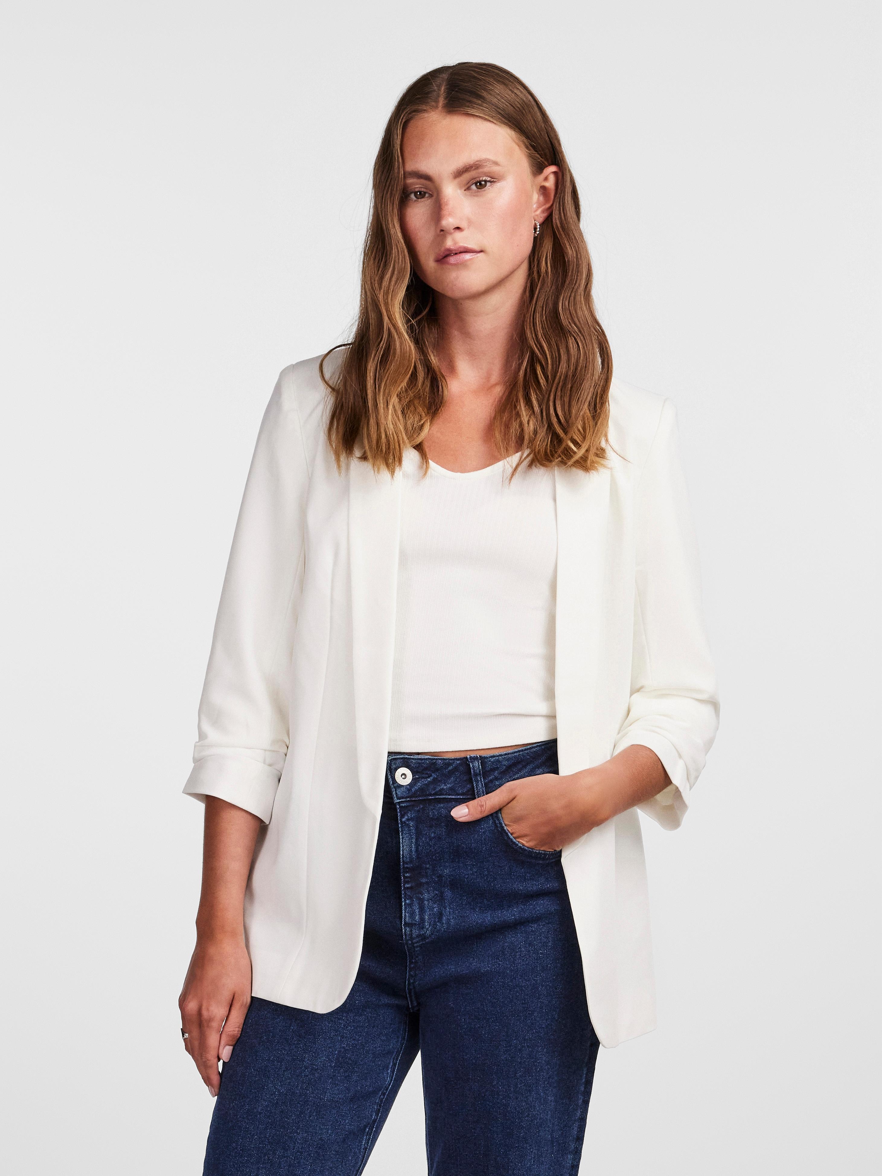 Blusenblazer Pieces "Pcbosella 3/4 Blazer Noos", Damen, Gr. M, Weiß (Cloud Dancer), Web, Obermaterial: 79% Polyester, 16% Viskose, 5% Elasthan, Unifarben, Slim Fit HüFtbedeckend, Blazer Blusenblazer, Materialmix, Regular Fit